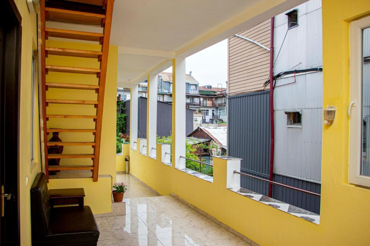 Old Clty Hotel บาทูมิ ภายนอก รูปภาพ