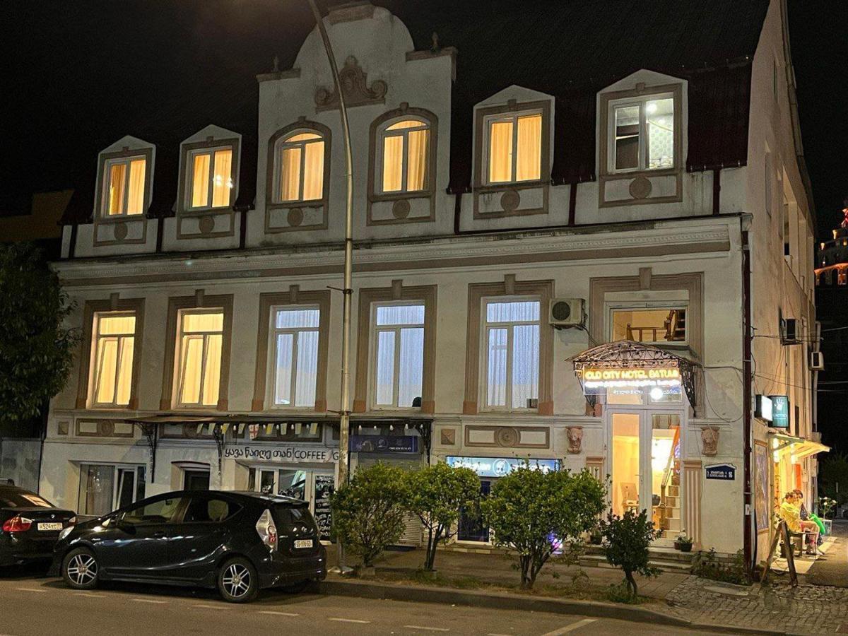 Old Clty Hotel บาทูมิ ภายนอก รูปภาพ